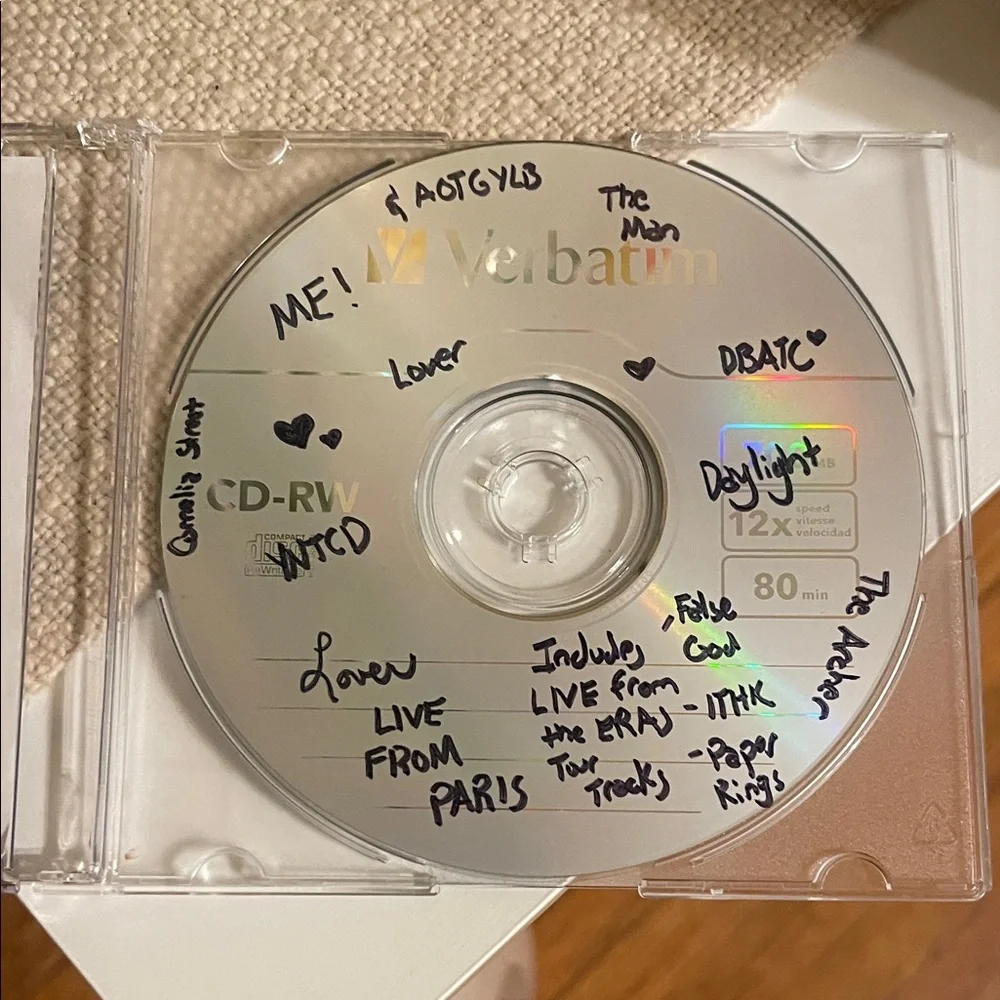 Taylor Swift Fan Made Lover Live From Paris CD 💕 - Picture 2 of 3